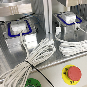 Wire plug connector air tightness detector test case sharing