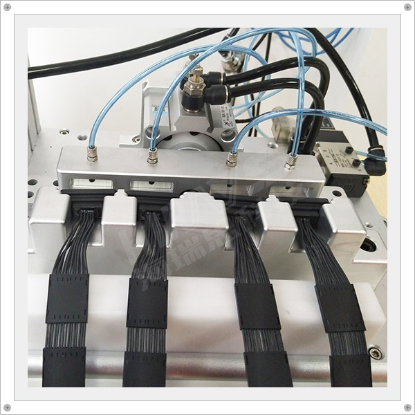 4-channel base station cable