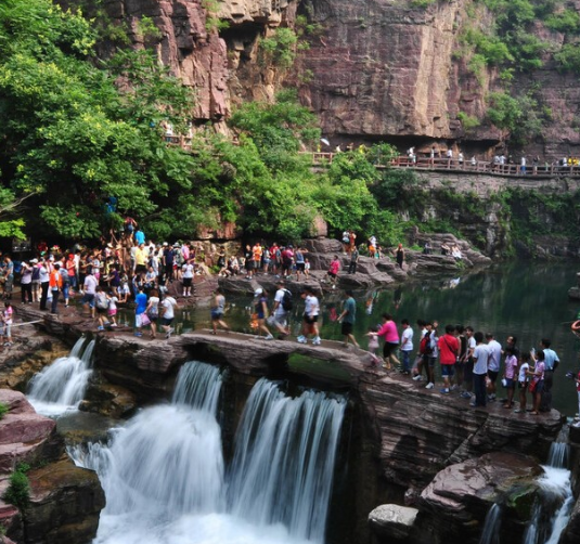 同樣是饅頭，為啥南北這么大差異，是饅頭機不同還是？